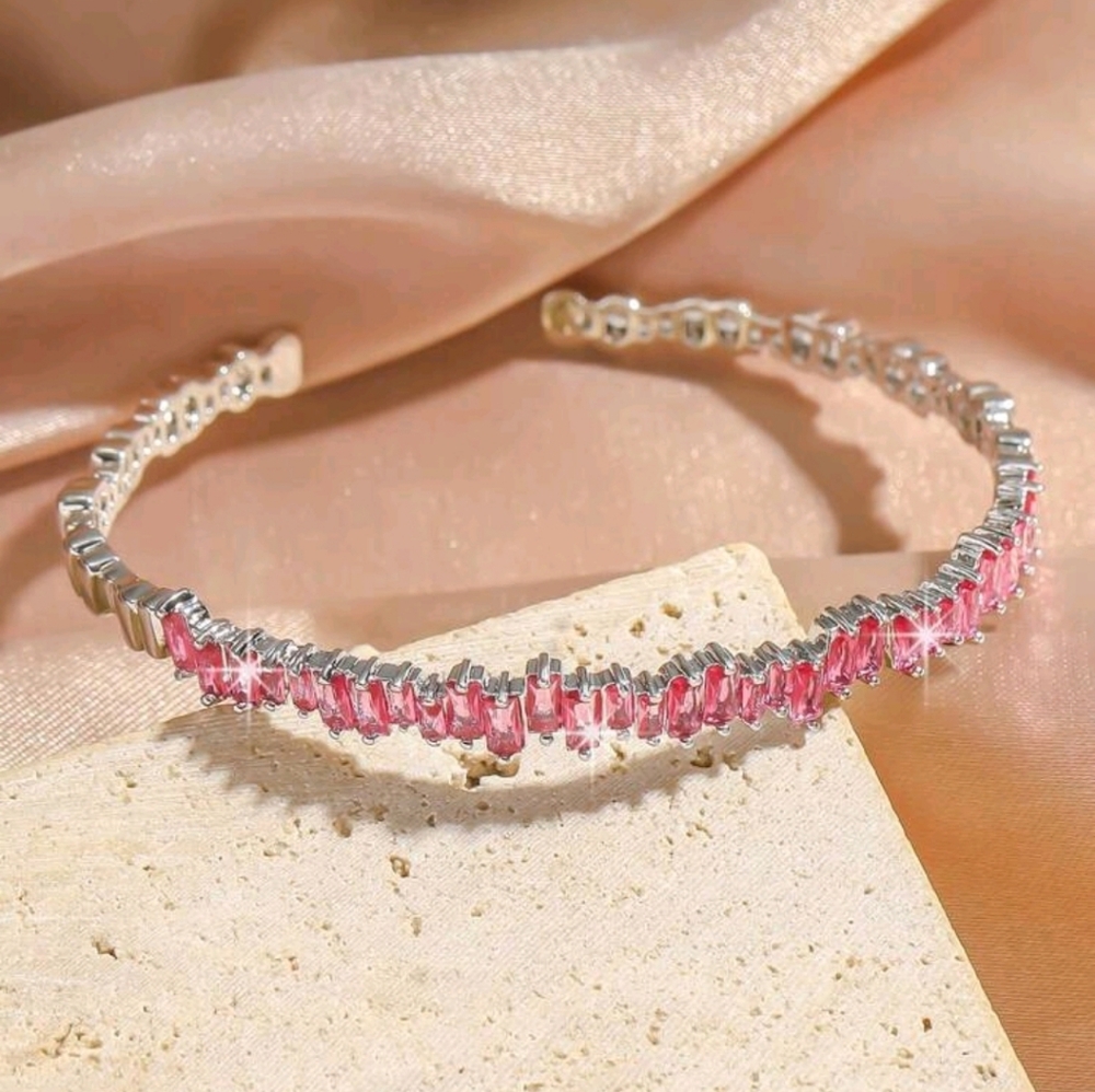 #49 Full Star Zirconia Open Bracelet, Copper, with Sparkling Stones - Picture 13 of 14